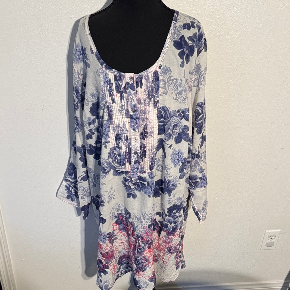 3J workshop women’s 2X floral and embroidered Top dress beach cover up